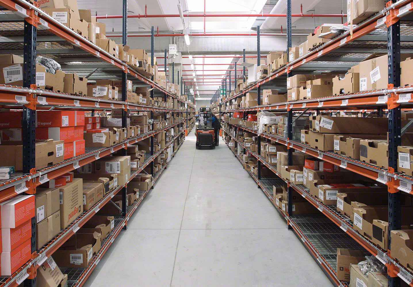 世界杯官方合作网站-世界杯(中国)智慧安全用电-仓库库房方案